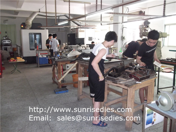 Slipper sole steel rule dies China supplier