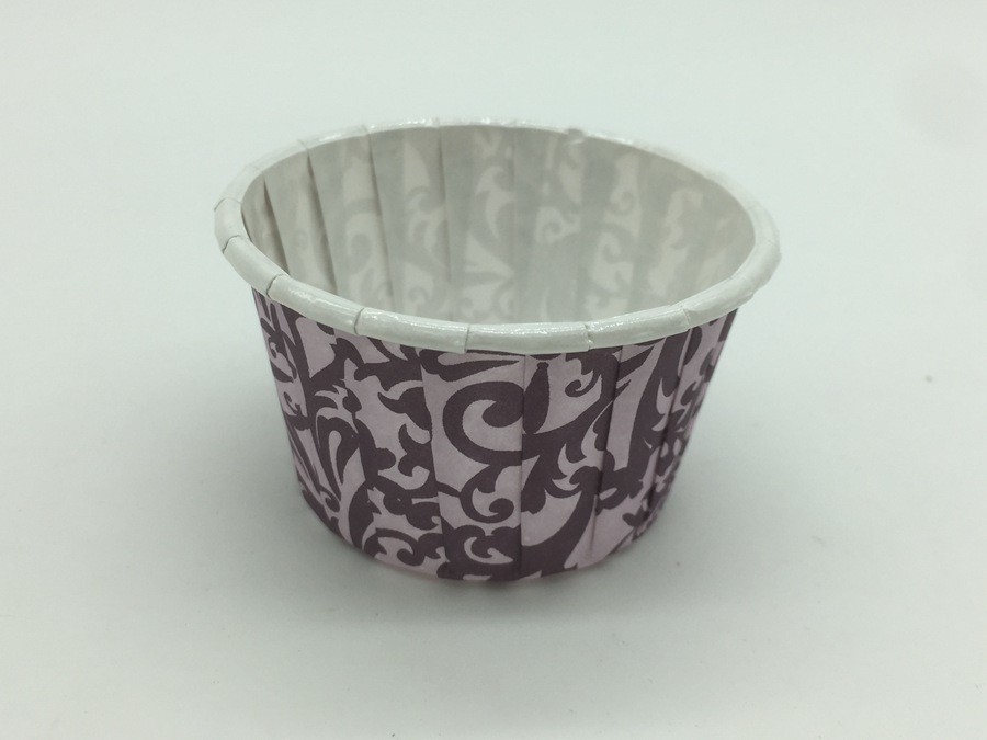 Buy cheap Round Shape Purple Cupcake Baking Cups , Decorative Muffin Cups PET Film Inside product