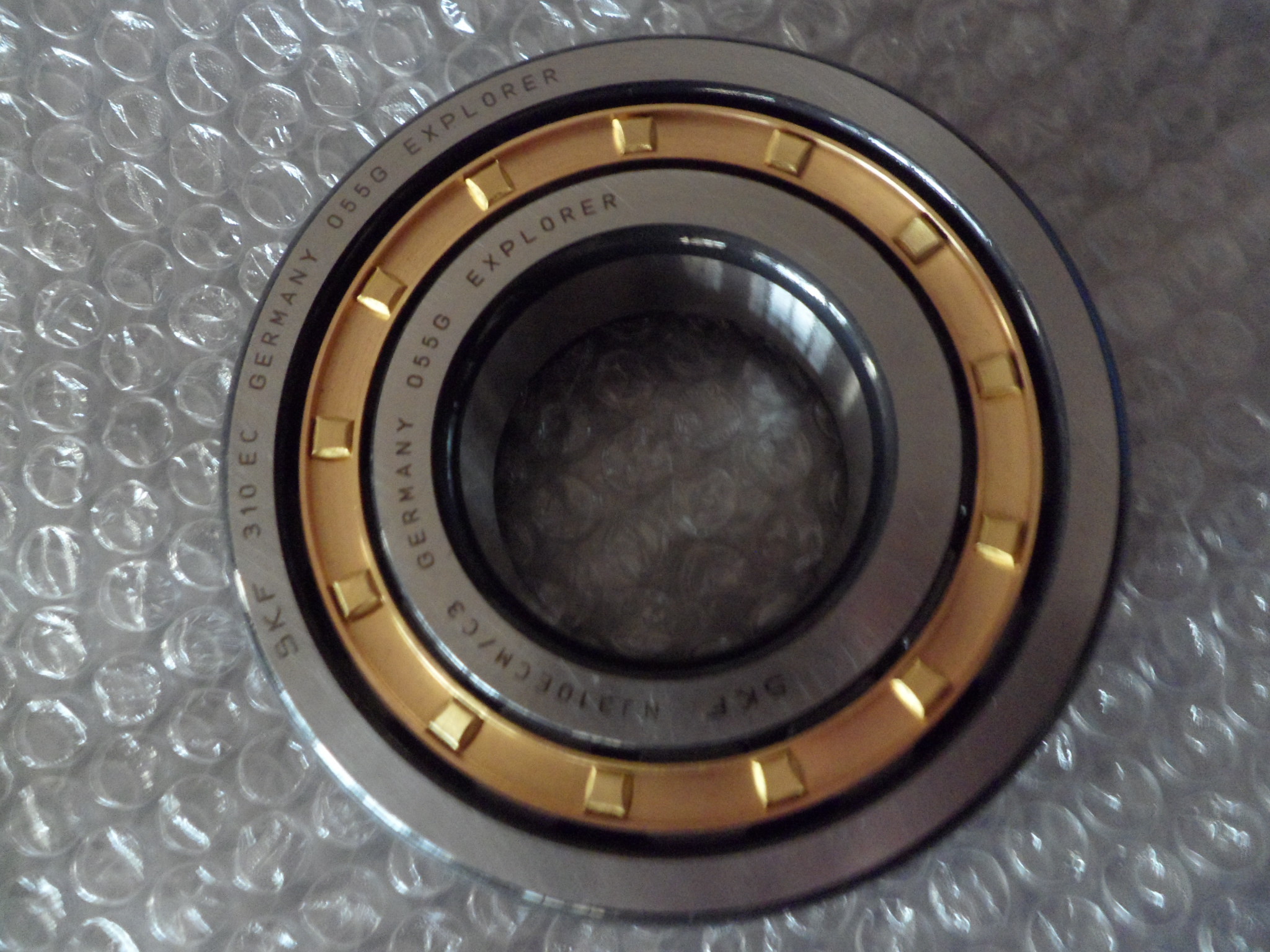 Buy cheap Brass Sealed Cylindrical Roller Bearings , P6 Radial Cylindrical Roller Bearings product