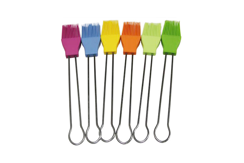 Buy cheap silicone kitchenware brush suppliers ,hot selling household silicone oil brushes product