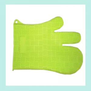 Buy cheap silicone heat insulation gloves ,new design silicone insulation mitts product