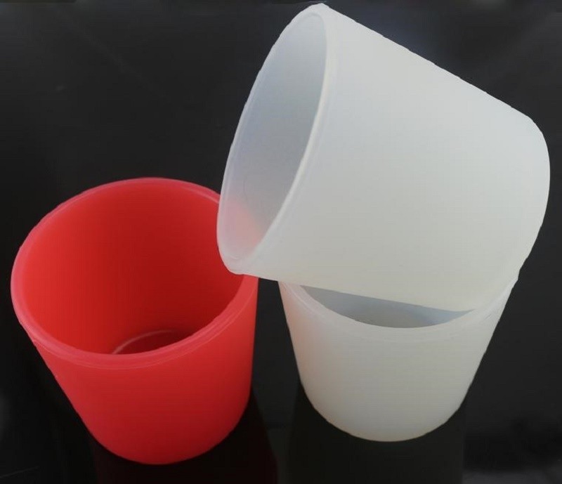 Buy cheap silicone travel cups ,silicone table cups,silicone tea cup ,silicone drinking mugs product