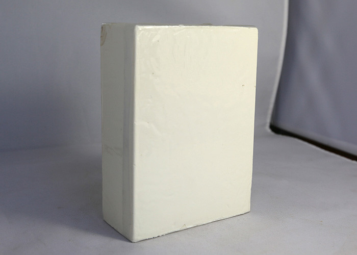 Buy cheap Soft Zinc Oxide PSA Hot Melt Adhesive For Medical Tapes Plaster product