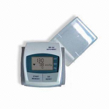 Buy cheap Digital Blood Pressure Monitor with 0 to 300mmHg and 0 to 40.0kPa Measuring Range product