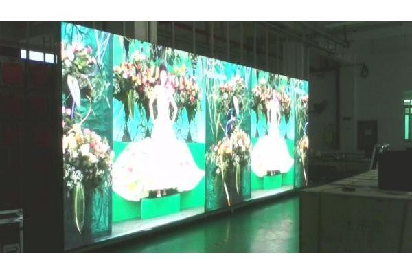 Floor Stand P3 LED Wall Hire , LED Curtain Rental Die - Casting Wider Viewing Angle