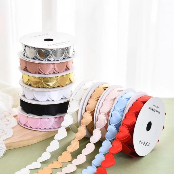 1.5cm*9m 2.5cm*9m Heart Shape Valentine's Day Polyester Gift Ribbon For Luxury Gift Packaging
