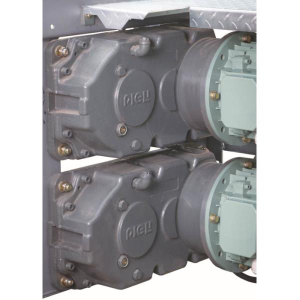 YJ150 Cylindrical Helical Gear Reducer , Construction Hoist Helical Reduction