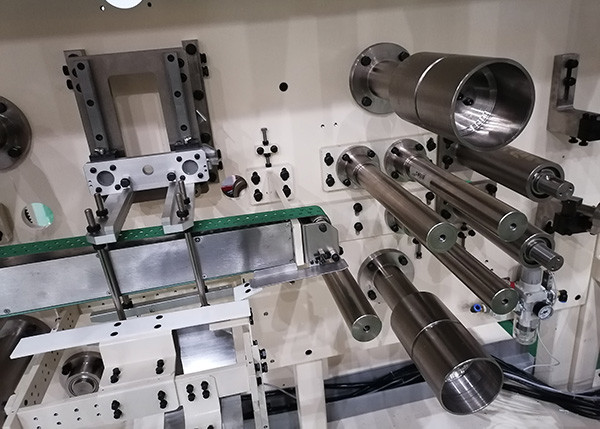 Eco Friendly Sanitary Pads Stacking Machine , Full Auto Sanitary Napkin Stacker