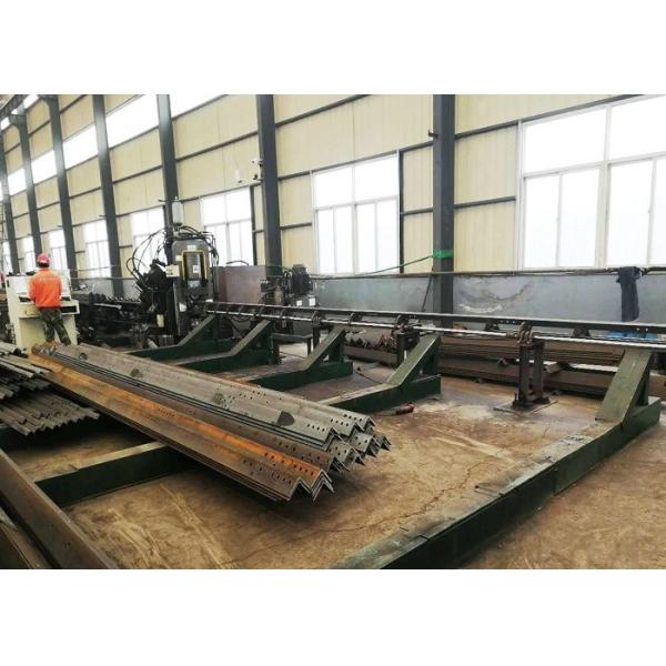 Silver Hot Dip Galvanized Steel Tower , Communication Metal Towers