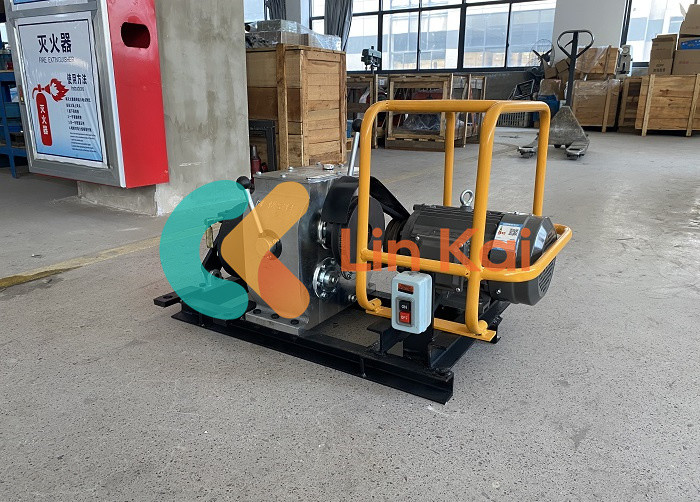 Buy cheap Compact 3KW 4KW Electric Engine Driven Winch product