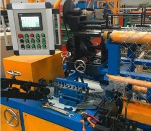Efficient and  automatic 3m width fully automatic single wire feeding chain link fence machine with factory price