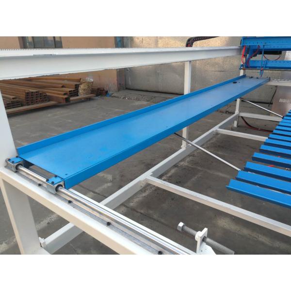 Feeding of Longitudinal Wire Mesh Fence Panel Welding Machine Width 2.5m