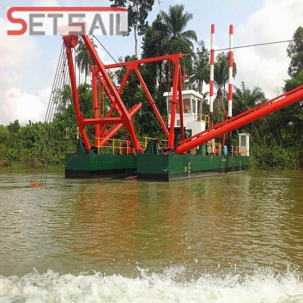 China Widely Used 24 Inch Hydraulic Cutter Suction Sand Dredger