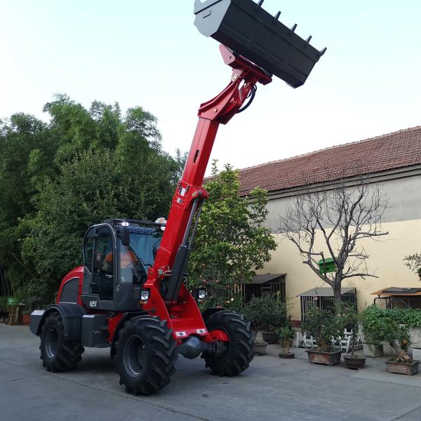Good Mobility Front Telescopic Wheel Loader 4WD With Extend Bucket Boom
