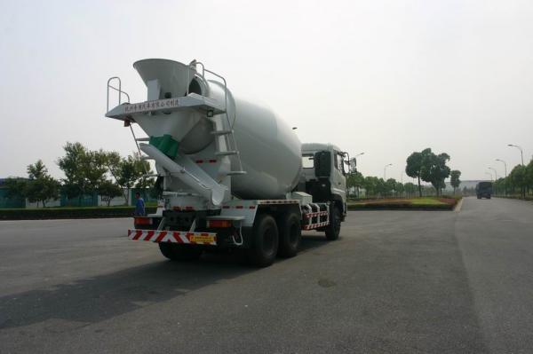 Quality 6x4 Dongfeng Concrete Mixer Trucks 8 - 10cbm Concrete Mixing Transport Truck for sale
