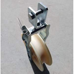Buy cheap Large Diameter 20KN Rated Load Conductor Stringing Blocks product