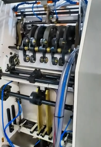 Lay Flat Mounting Machine With Automatic Folding Aligning And Stacking For Book Blocks