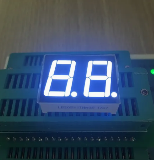 Ultra bright white 0.56" Dual digit 7 segment led display common anode for equipment panel