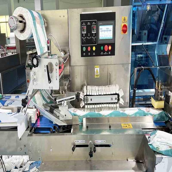 8L High Efficiency Family Wipe Packing Machine Servo Driven Stacking System Wipes Machine