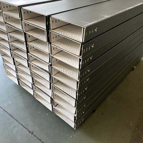 Silver Customizable Height Aluminum Cable Tray Durable Construction
