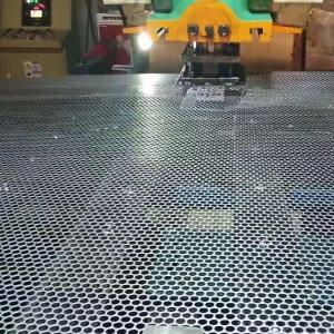 China Micro Holes Bird Aluminum Perforated Metal Screen Sheet Anticorrosion on sale