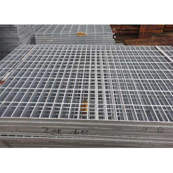 Welded Hot Dipped Stainless Bar Grating 600mm Width For Protecting