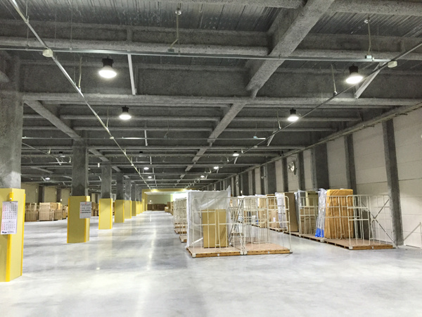 170lm/W/180lm/W/190lm/W/195lm/W 100W/120W/150W/200W UFO LED High Bay Light for Warehouse