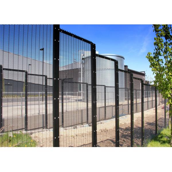 Serried Horizontal Wire Fence