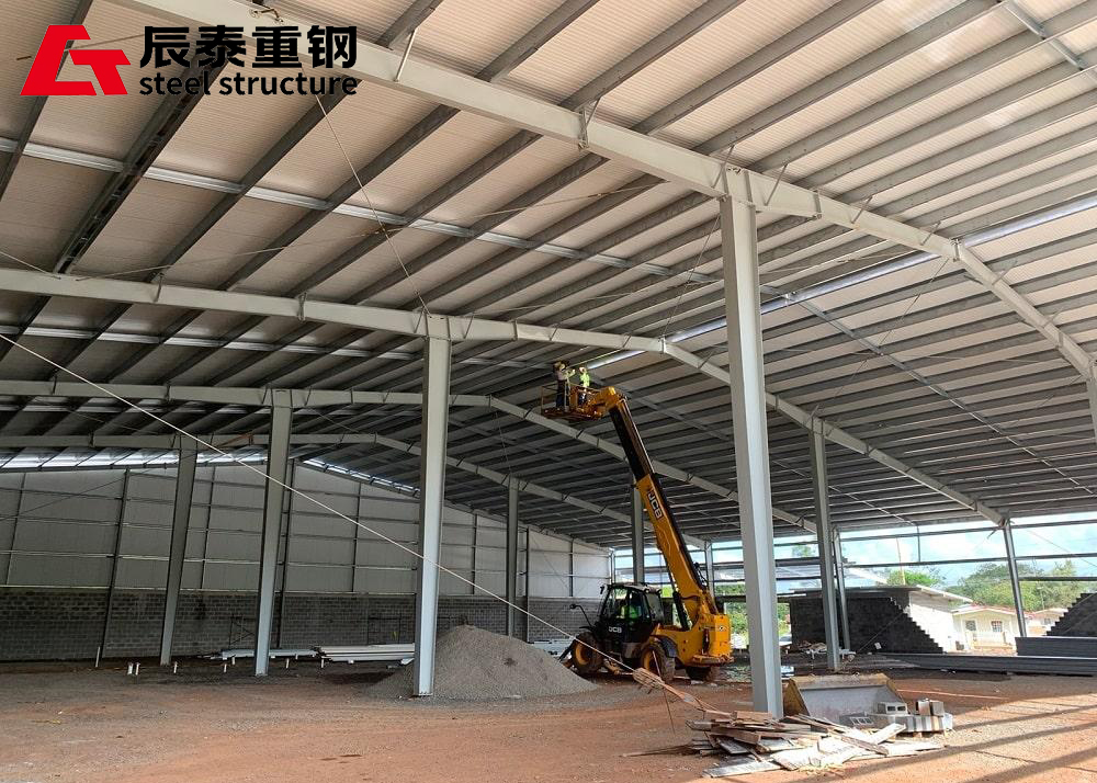 Pre Engineered Steel Structure Supermarket Steel Frame Building Factory Galvanized
