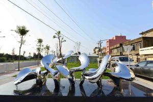 Buy cheap Polished Metal Outdoor Statues Sculptures Abstract For Residence Decoration product