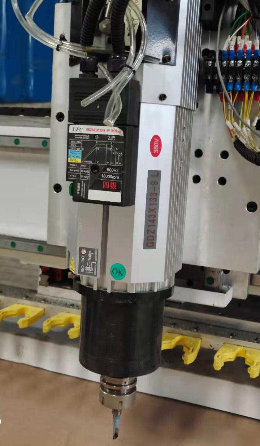 6kw Spindle Power Woodworking CNC Wood Cutting Machine 25 M/Min