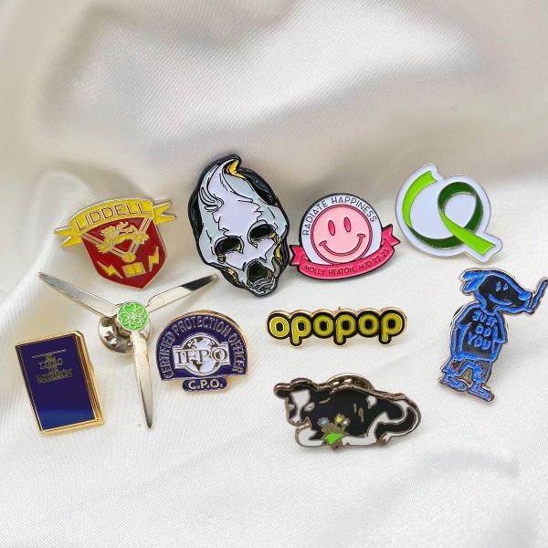 Craft Gift Custom Lapel Pins Cartoon Character Mini Clothes Pins