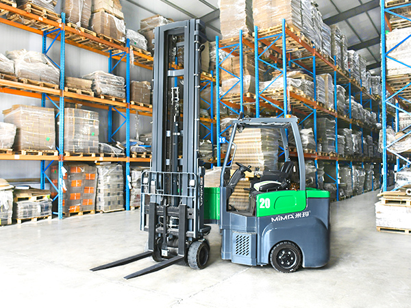 China Made Mini Small Electric Platform Stacker Fork Lift Forklift 2 Ton