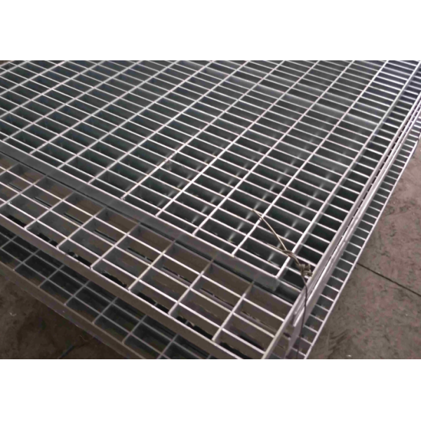 Press Locked Galvanized Steel Grating For Platforms / Stairs 40*5mm