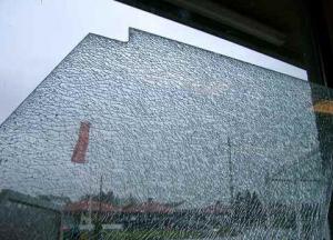 Buy cheap Cracked Ice Decorative Laminated Glass Panels With Nano Coating product