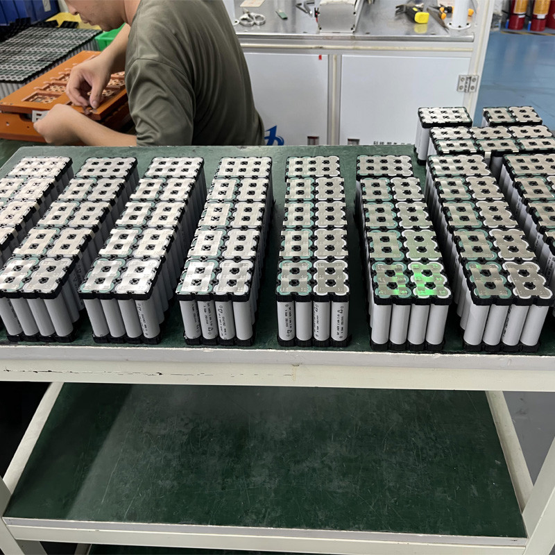 Rechargeable 12.8V 100Ah Lifepo4 Lithium Iron Phosphate Battery Pack For Solar Energy Storage