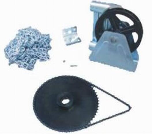 Commercial Sectional Overhead Doors 50mm~80mm Thickness 450N/M2 Windproof