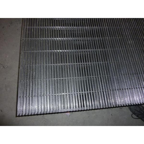 358 welded wire mesh fence