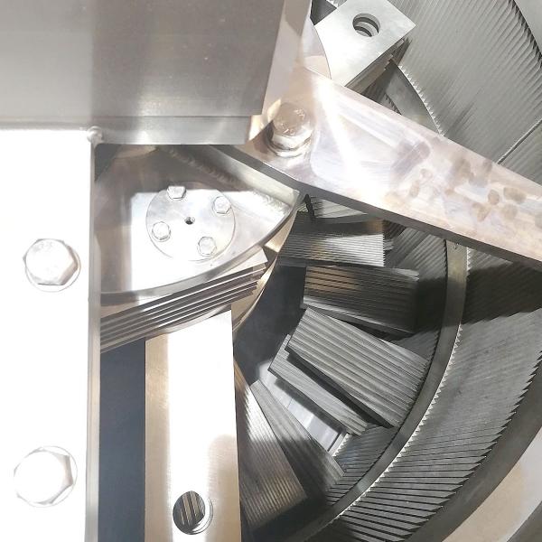 Industrial Fruit And Vegetable Crusher High Crushing Efficiency Energy Saving