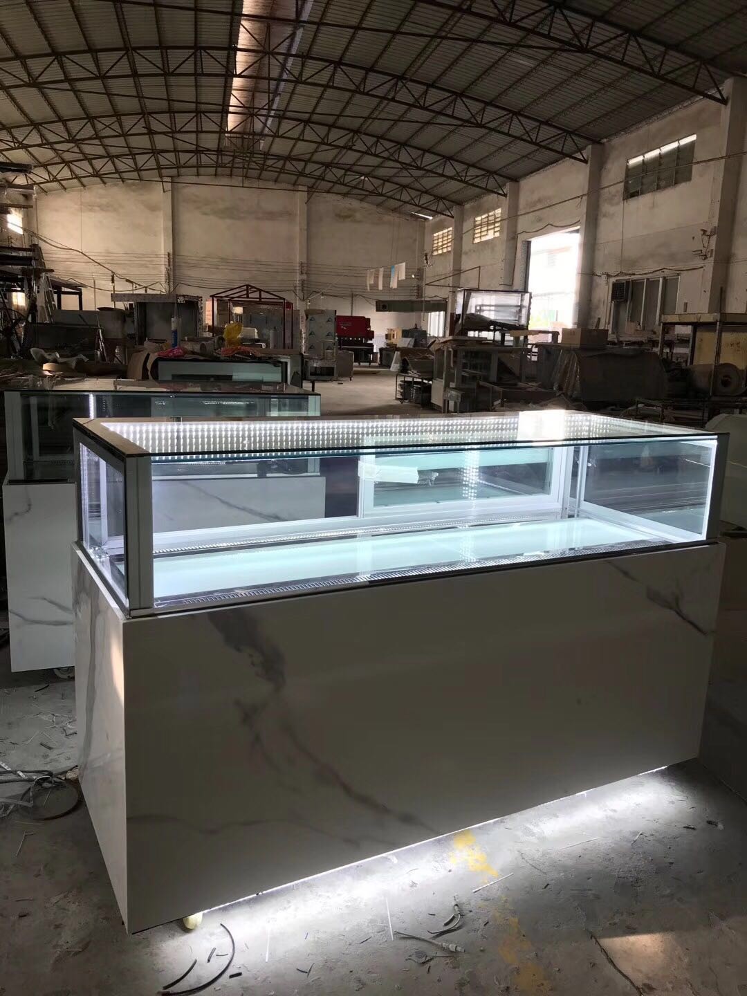 Buy cheap Simple Structure Cake Display Chiller , Commercial Cake Display Refrigerator product