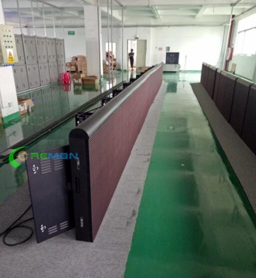 Mobile Stadium LED Display , Football Stadium Advertising Boards For Soccer Field P4 P5