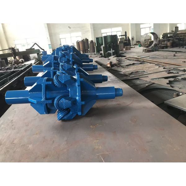 rock reamer, hole opener,