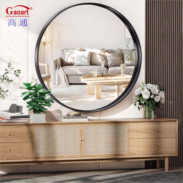 Stunning and Eye-Catching Framed Mirror for Interior Focal Point
