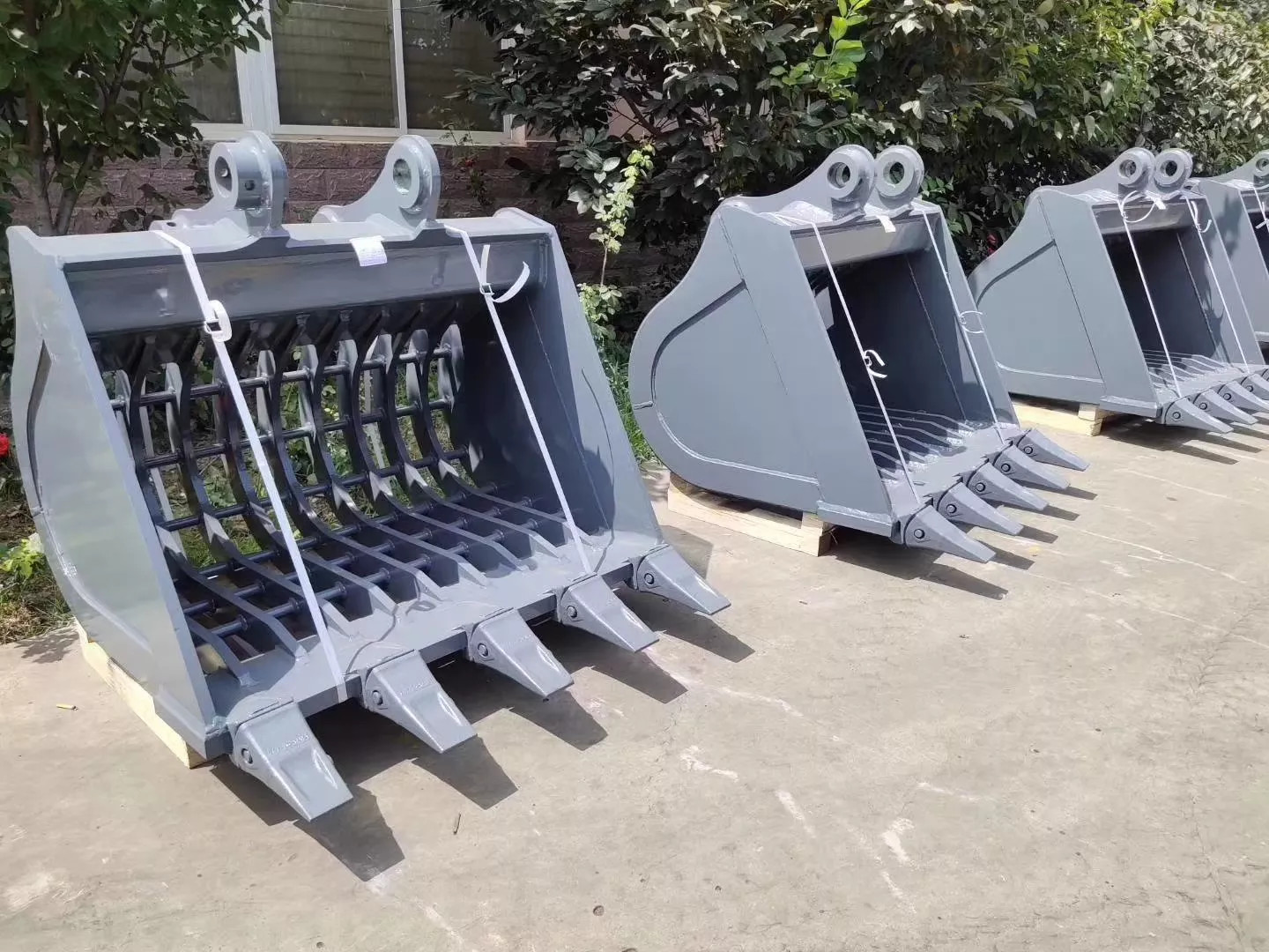 Buy cheap Q355B Excavator Skeleton Bucket 0.2 Cubic Meter product