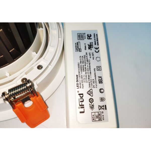 Grid Down Light Cree Chip Adjustable LED Spotlight IP40