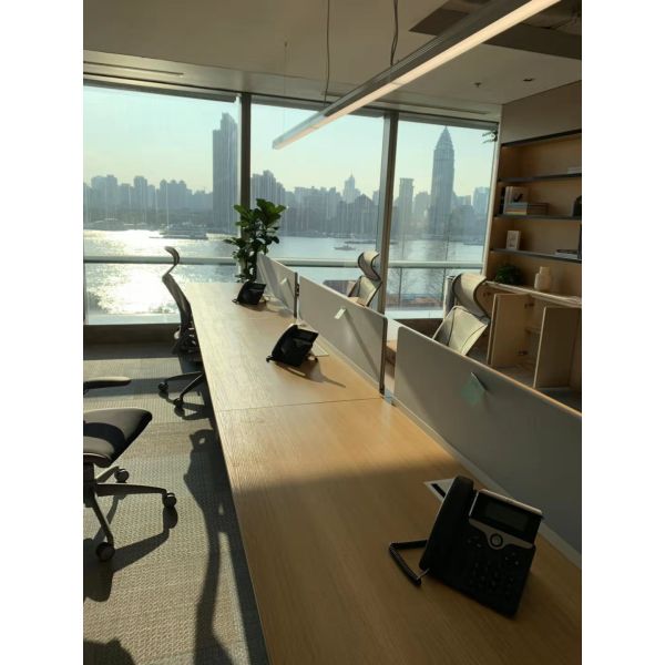 1000 Switch Capacity Catalyst 9300 24-Port Network Switch for Accessary Connectivity