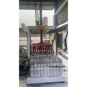 Buy cheap Electric Palletizing Robot Arm Loading Unloading Industrial Assembly Robots product