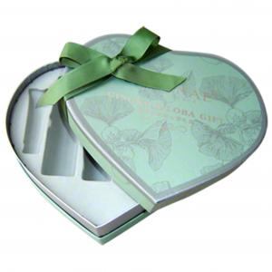 China Heart Shape Beauty Gift Box Packaging Matte Finishi With Ribbion on sale