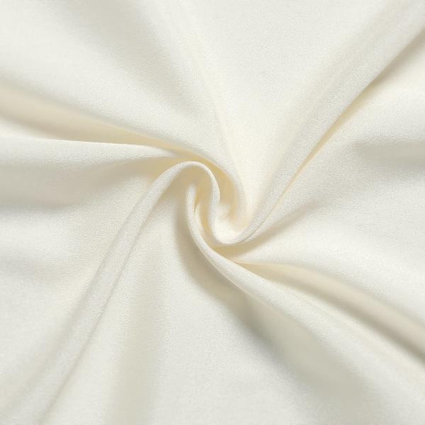 Multipurpose Elegant Wedding Table Skirts Smooth Fabric Easy Maintenance