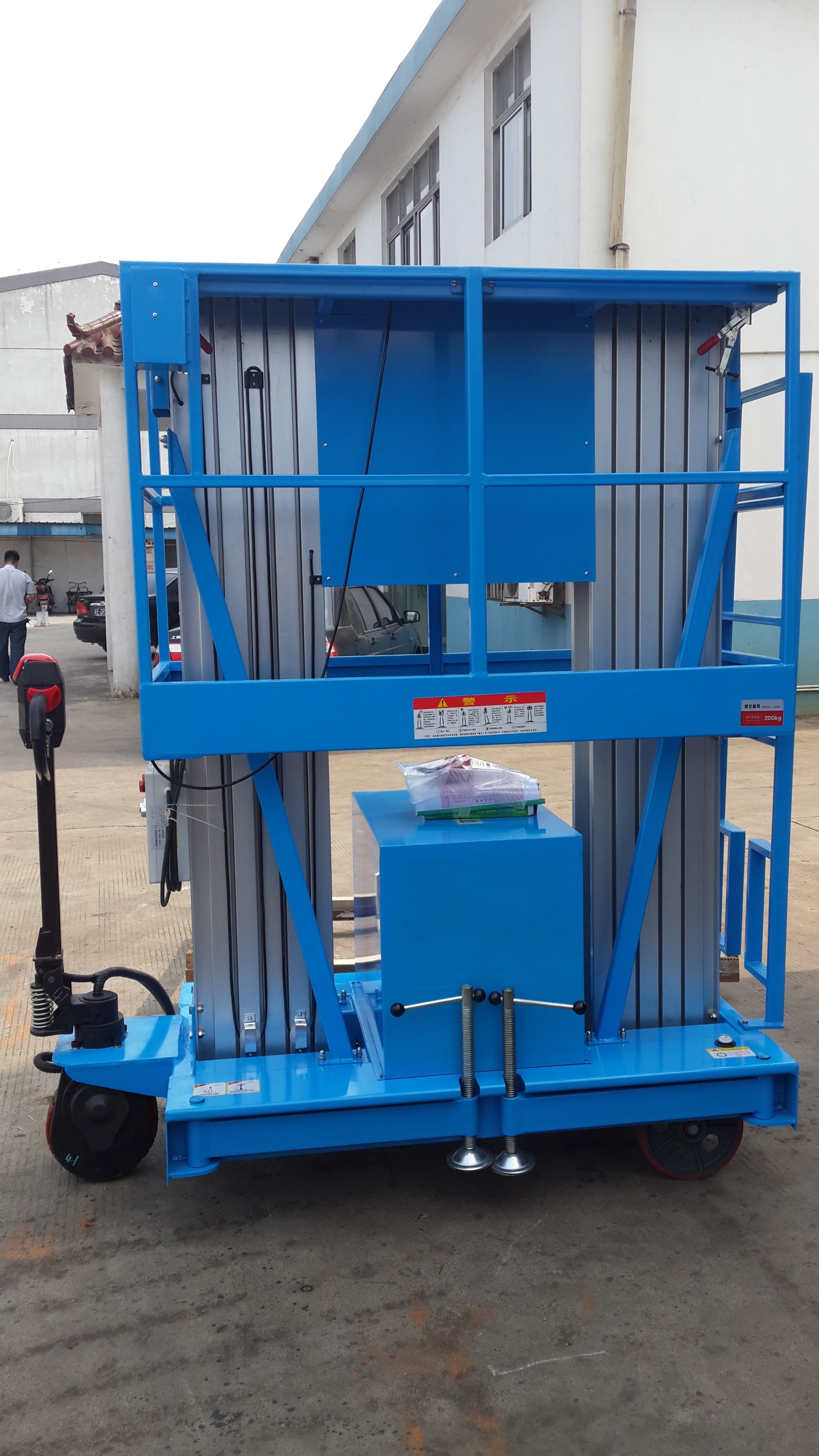Buy cheap Easy Operated Double Column Hydraulic Lift Table product